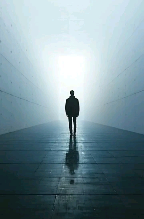 Hello hello hello, my voice echos down the hall.
The cold and the darkness…