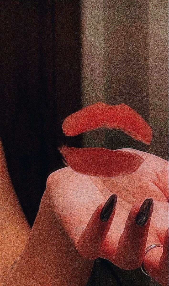 "ME GUSTAS" 

Me gustas.
Me gusta ese sentimiento de adrenalina cuando te veo…
