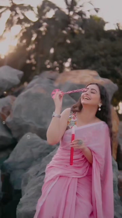 Ye love story perfect nhi hai ❤️isliye real hai.... 🥰
Follow me on youtube and…
