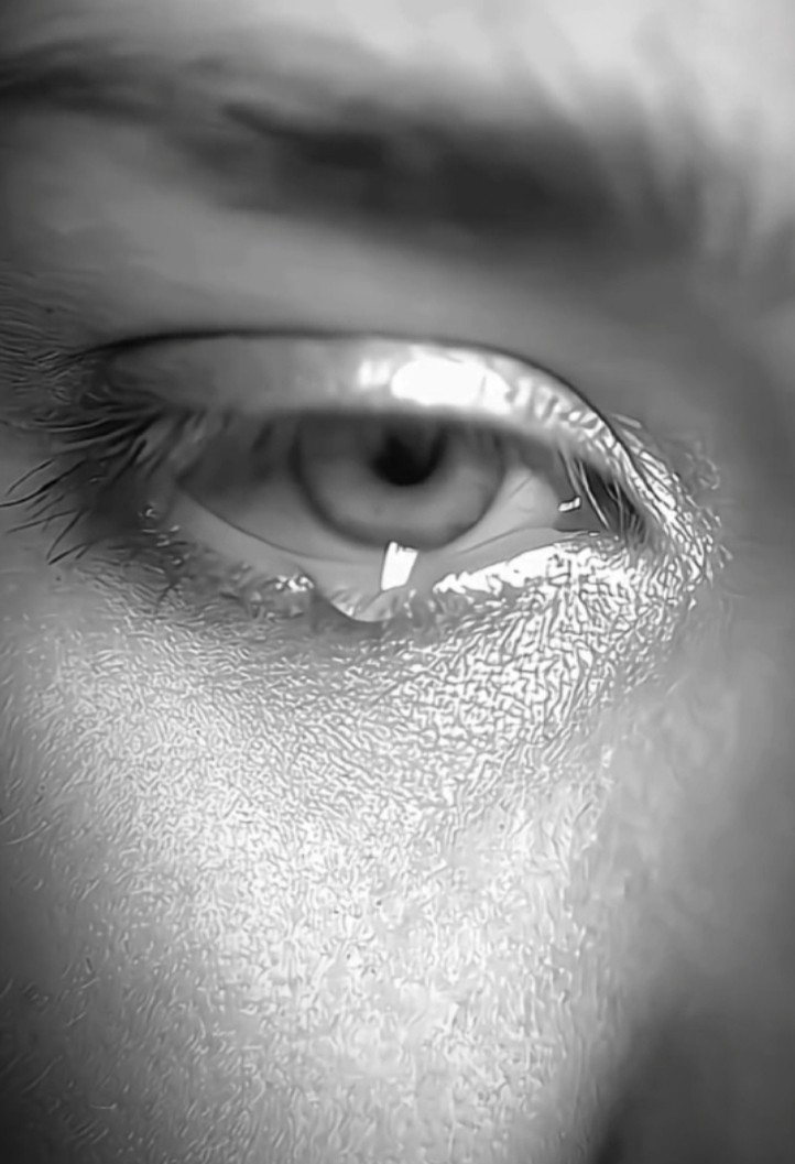 Réconfort


Ne pleure pas mon bb, tu vas esquinter ces magnifiques yeux que…