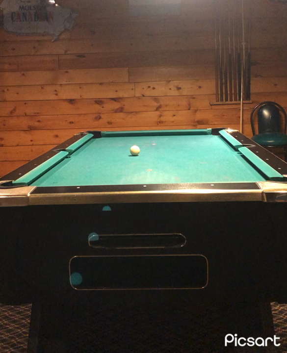 No need for stress here.
Passionately play pool.
Forget about time.