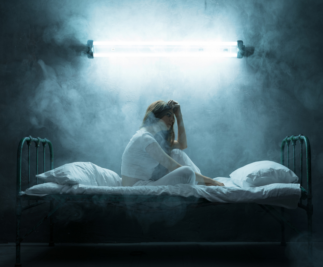 Prion

Épuisé, mais l'insomnie me laisse éveillé.

À tourmenter mon esprit…