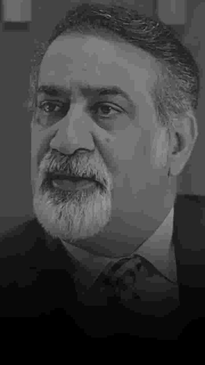 آدم ها اسباب بازی نیست