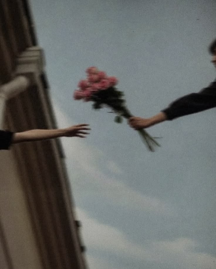 "AMOR INOCENTE"

Recuerdo cuando te amaba.
Todo lo bonito de esa etapa,
en la…