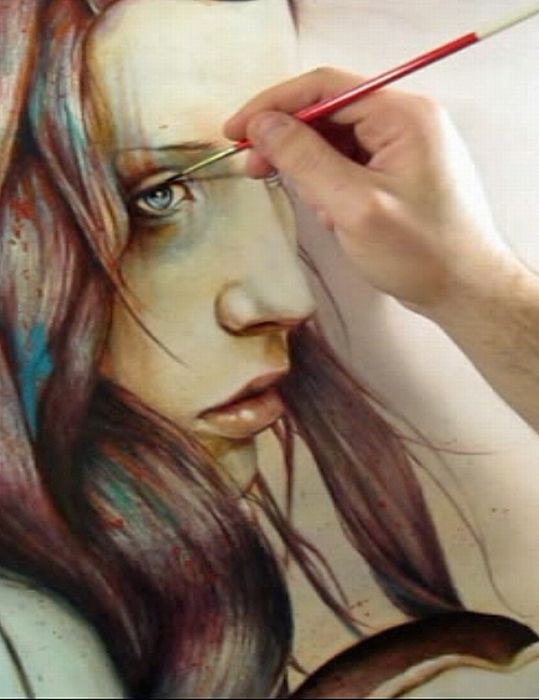 EL CUADRO DE TU AMOR

Pinte tu nombre con mi lapíz,
y lo llene con besos de…